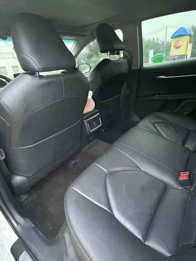 徐州24年丰田凯美瑞6