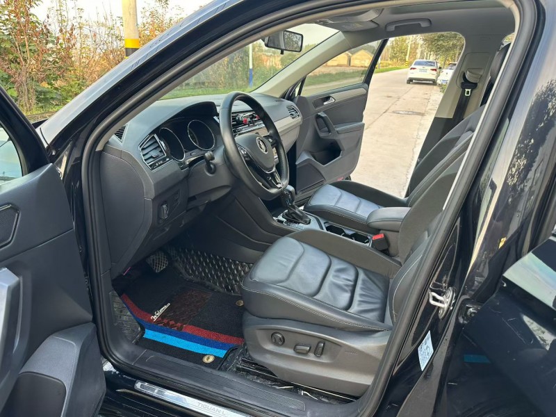 徐州21年大众途观5