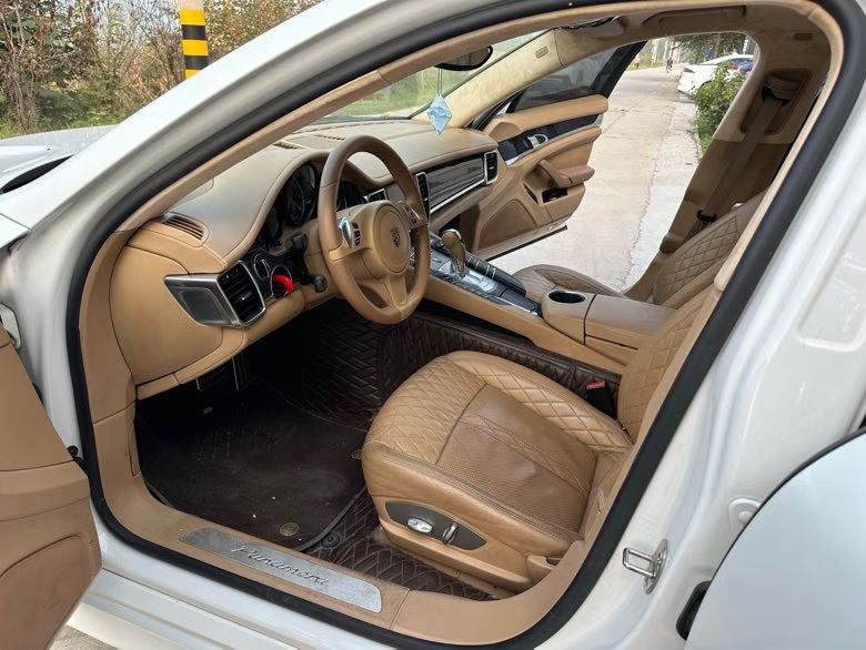 徐州11年保时捷帕拉梅拉5