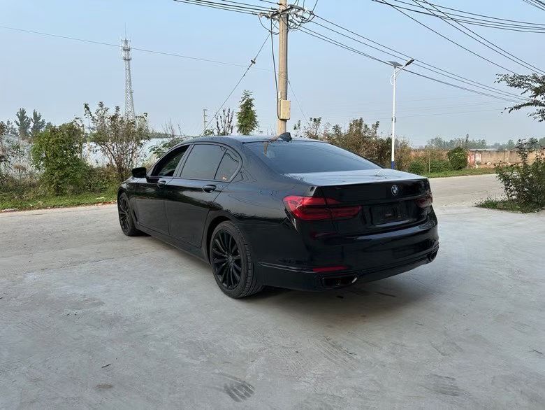 徐州17年宝马7系3