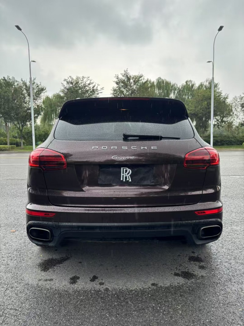 宿迁16年保时捷卡宴9