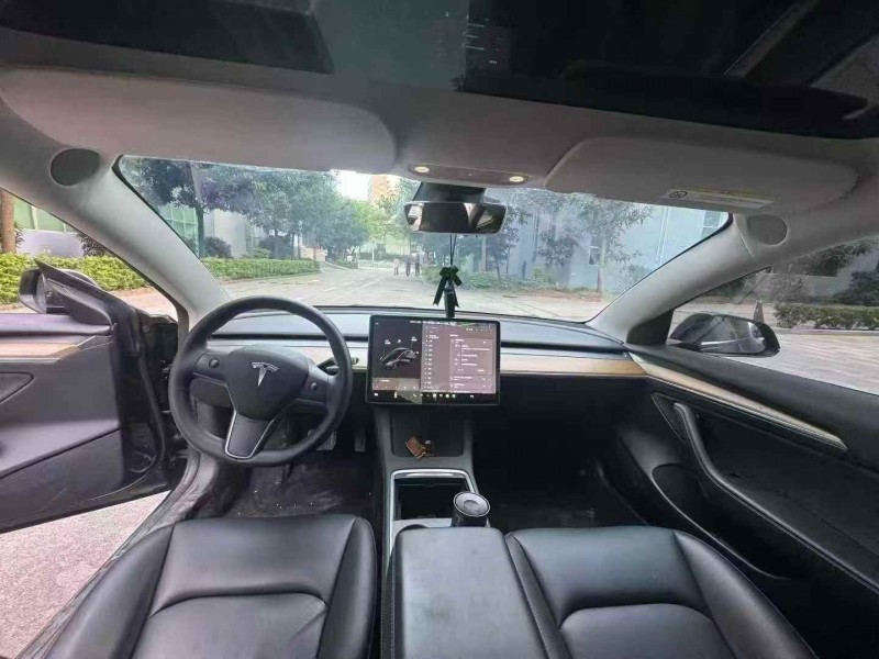 广州21年特斯拉MODEL 37