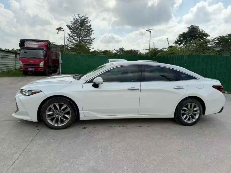 中山20年丰田亚洲龙5