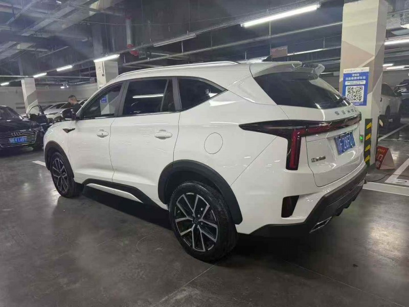 成都23年江淮思皓8