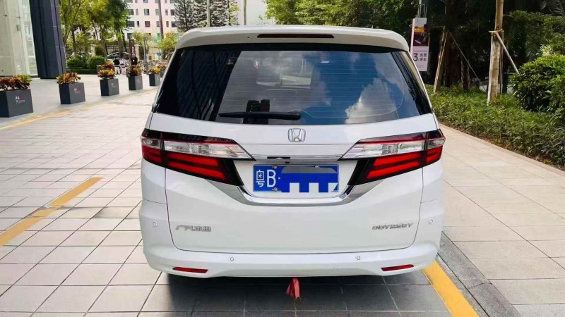 广州19年本田奥德赛8