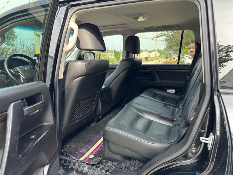 徐州19年丰田兰德酷路泽6