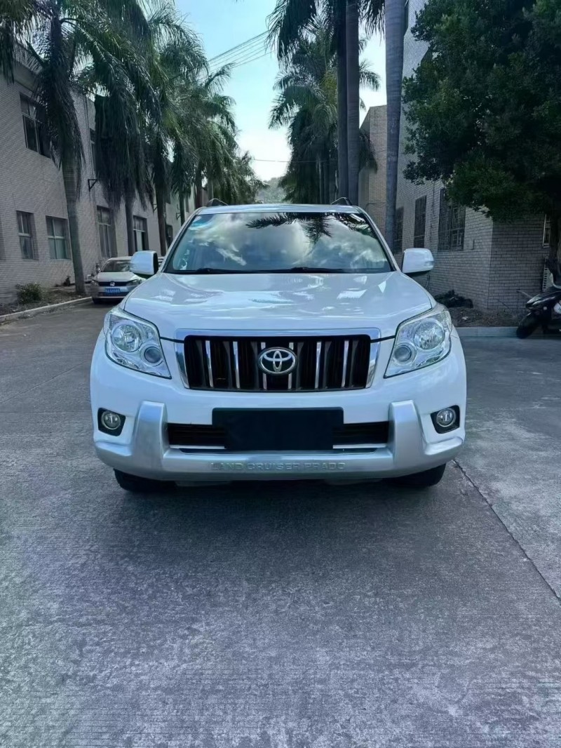 深圳13年丰田普拉多1