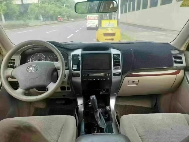 广州05年丰田普拉多5