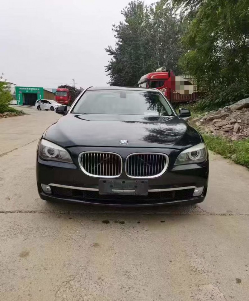 潍坊10年宝马7系1