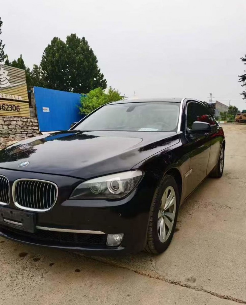 潍坊10年宝马7系2