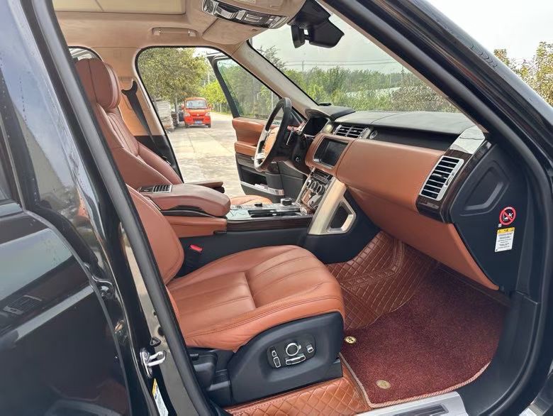 徐州18年路虎揽胜行政8