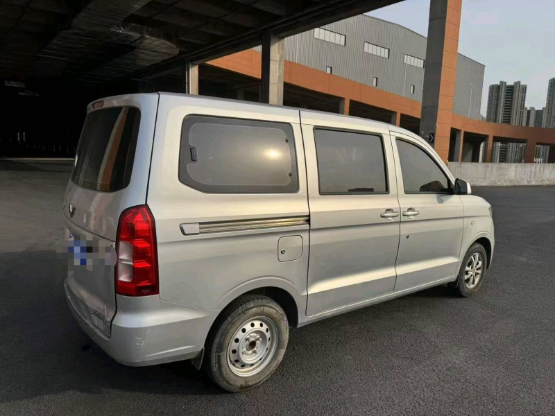 苏州20年五菱汽车宏光8