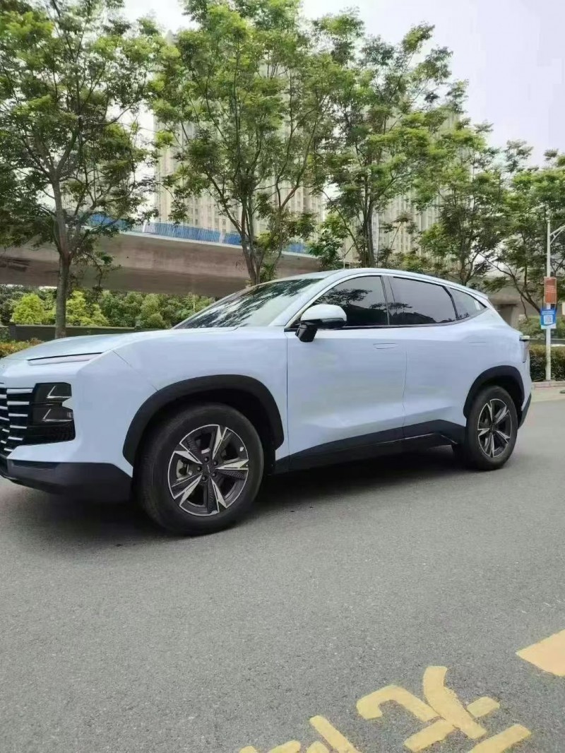 襄阳23年奇瑞捷途4