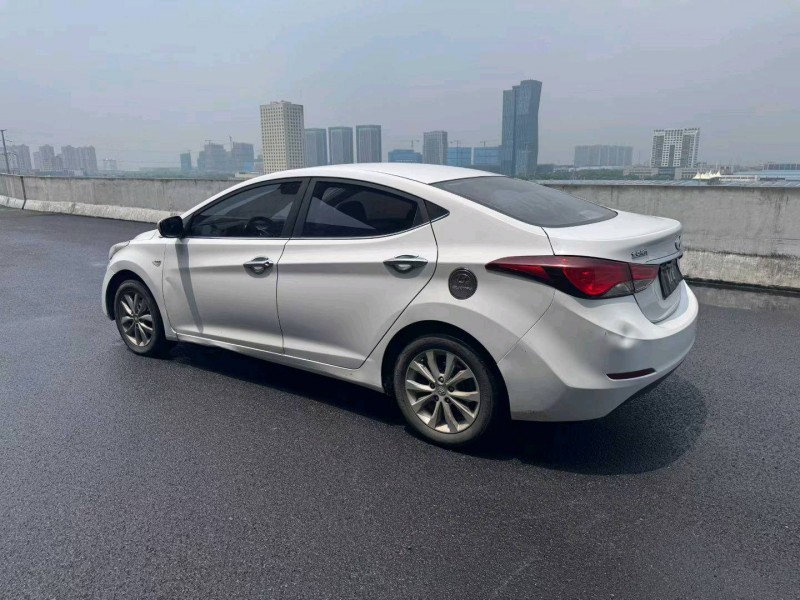 苏州16年现代朗动8