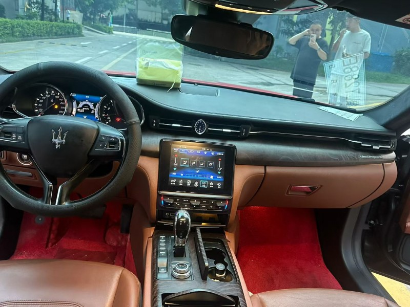 深圳16年玛莎拉蒂总裁9