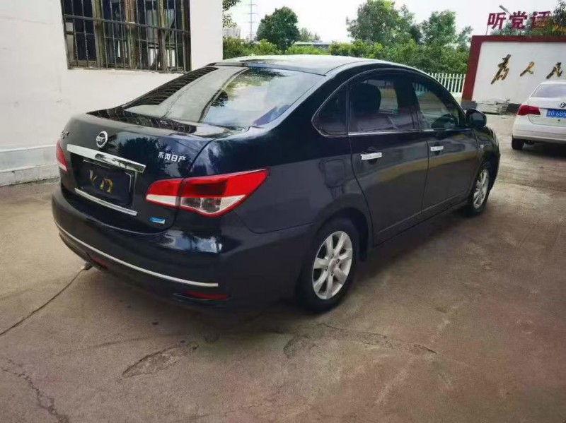 潍坊17年日产轩逸7