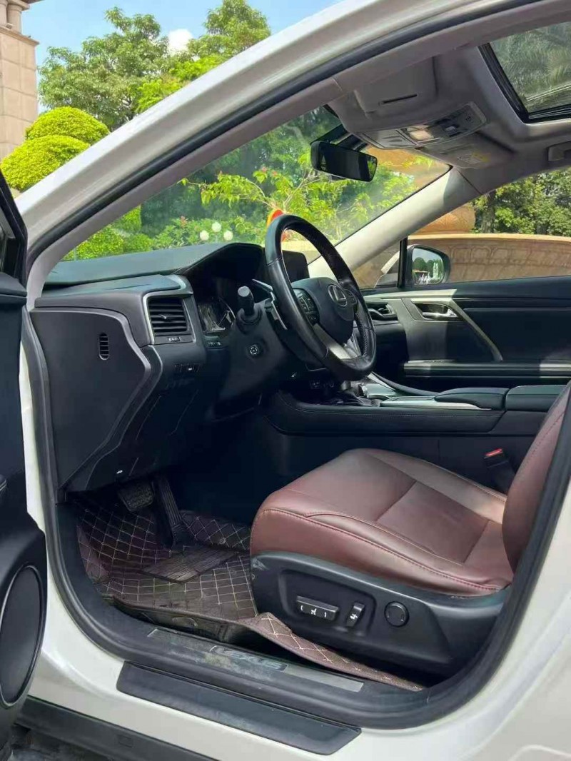 广州21年雷克萨斯RX4