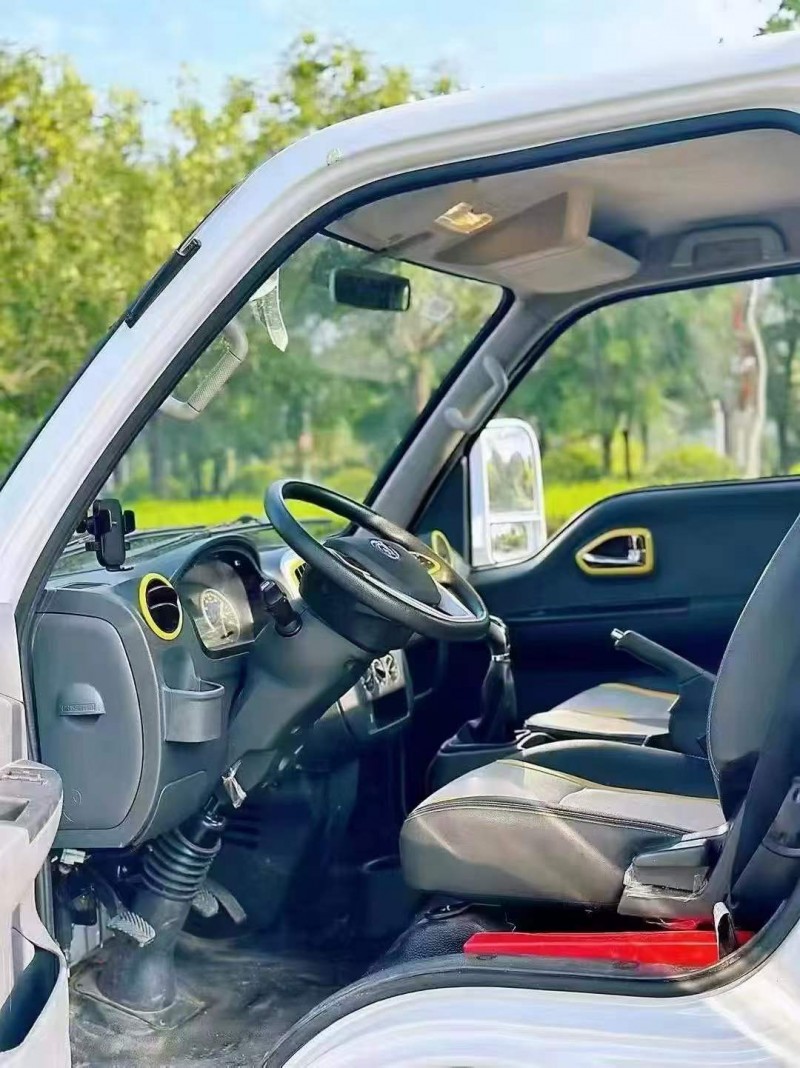 忻州25年东风多利卡4