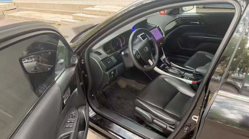 潍坊16年本田雅阁5