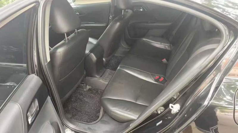 潍坊16年本田雅阁6