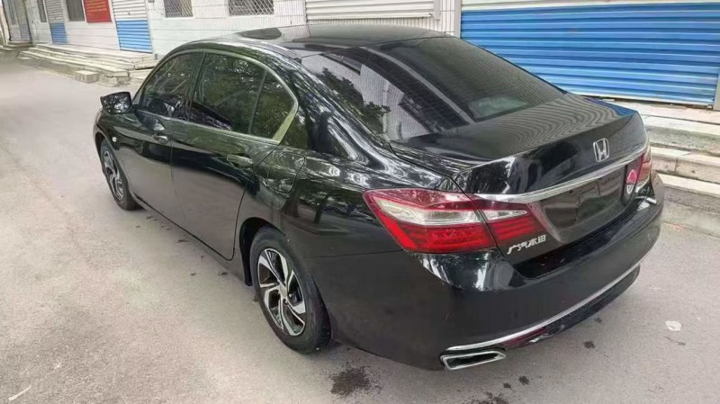 潍坊16年本田雅阁8