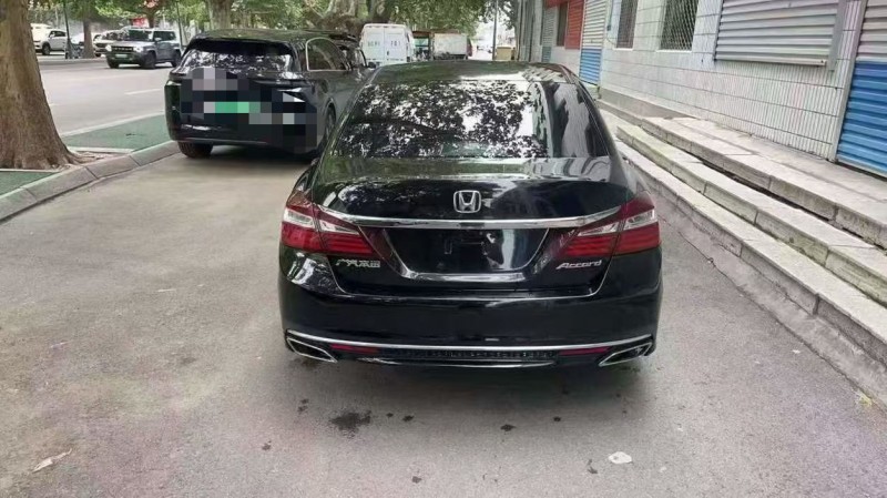 潍坊16年本田雅阁9