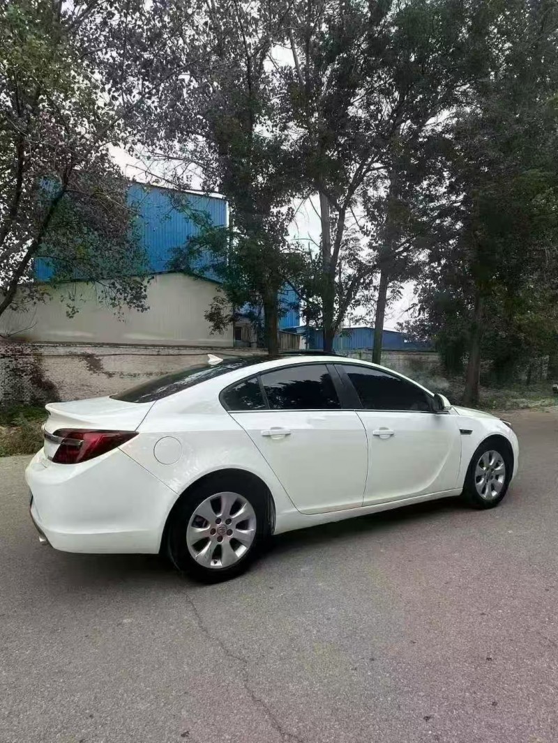 菏泽15年别克君威6