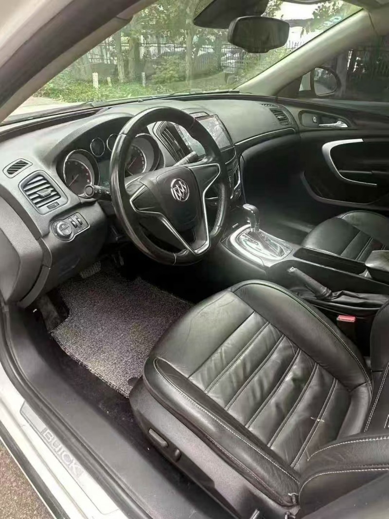 菏泽15年别克君威7