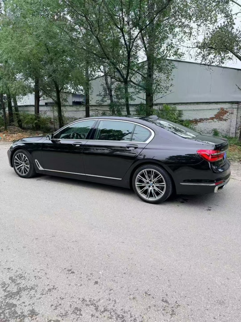 菏泽18年宝马7系3