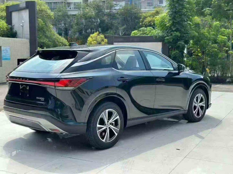 汕头25年雷克萨斯RX7