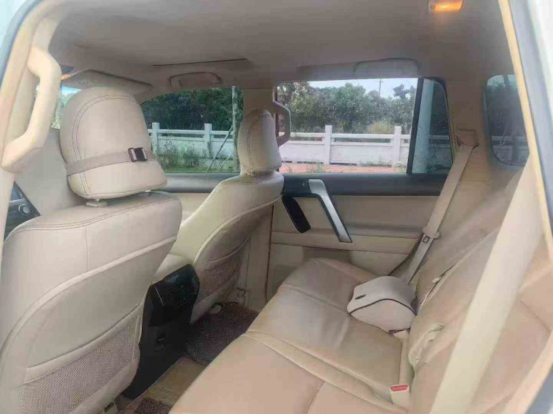 佛山15年丰田普拉多5