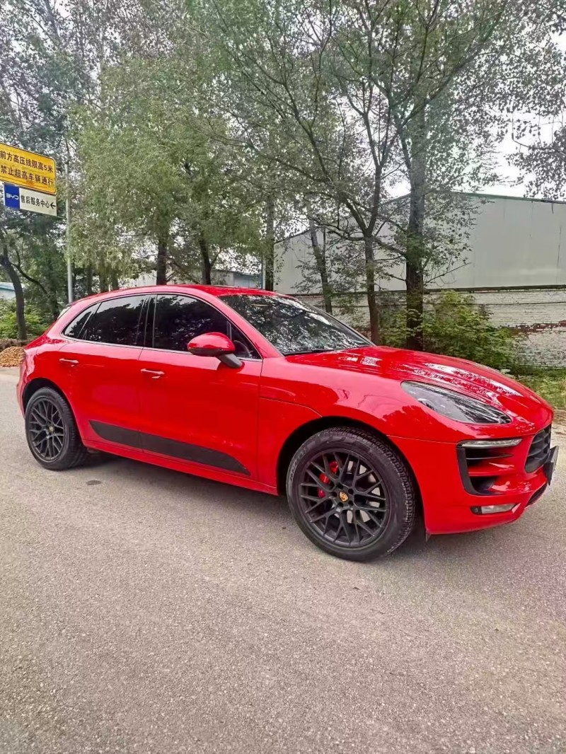 菏泽17年保时捷Macan3