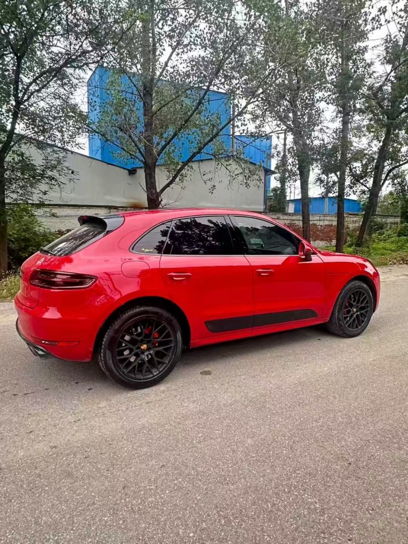 菏泽17年保时捷Macan8