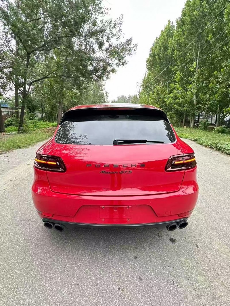 菏泽17年保时捷Macan9