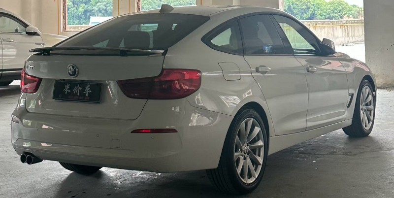 遵义17年宝马3系7