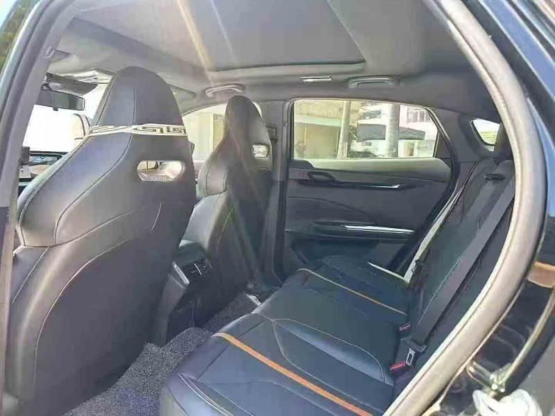 湛江25年长安汽车UNI4