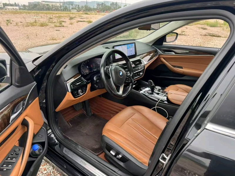 苏州17年宝马5系4