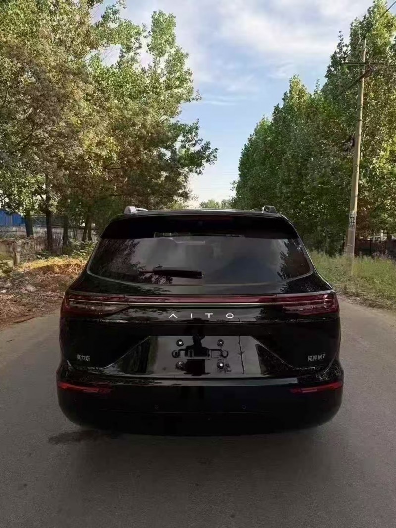 菏泽25年华为智选问界9