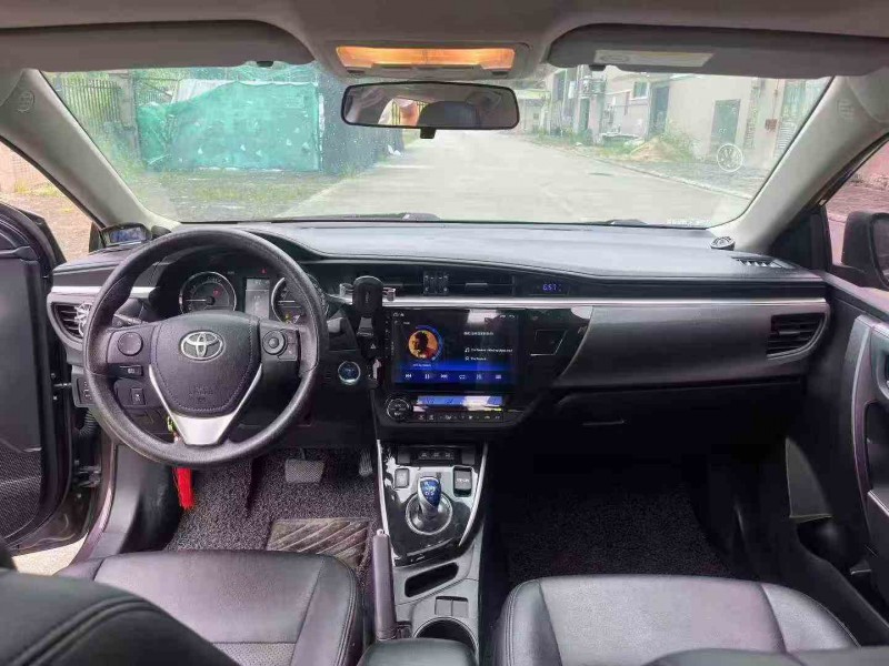 湛江16年丰田雷凌4