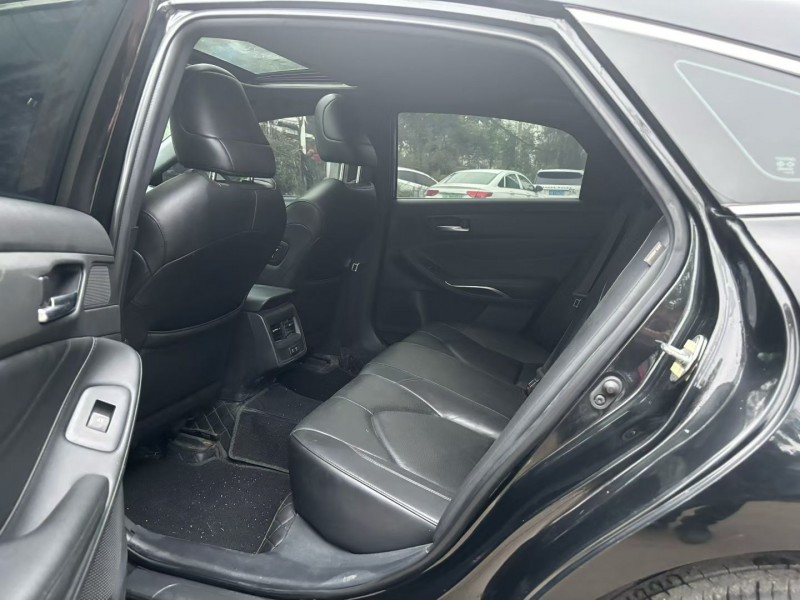 徐州21年丰田亚洲龙4