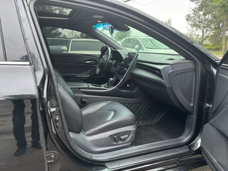 徐州21年丰田亚洲龙7