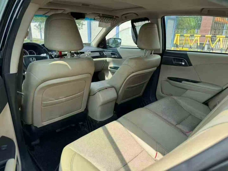 湛江14年本田雅阁5