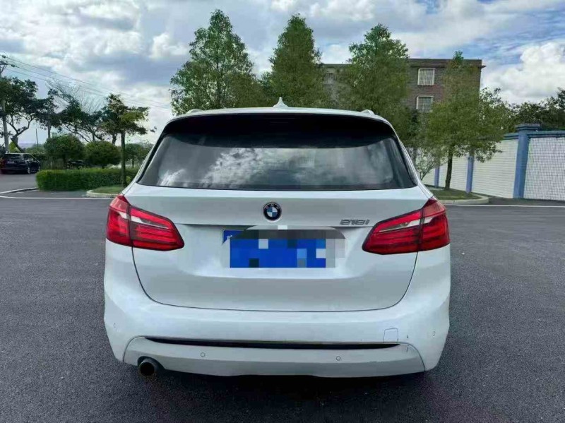 江门17年宝马2系9