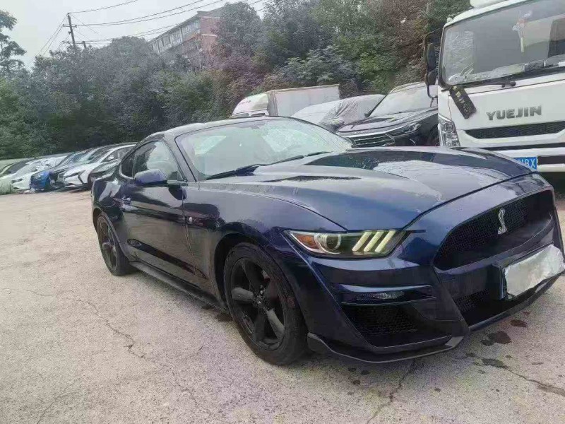 衡阳16年福特野马3