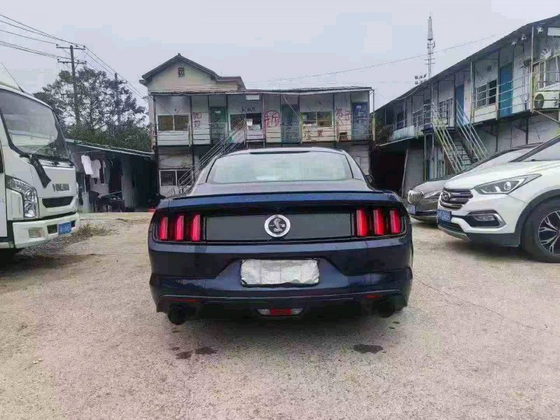 衡阳16年福特野马5