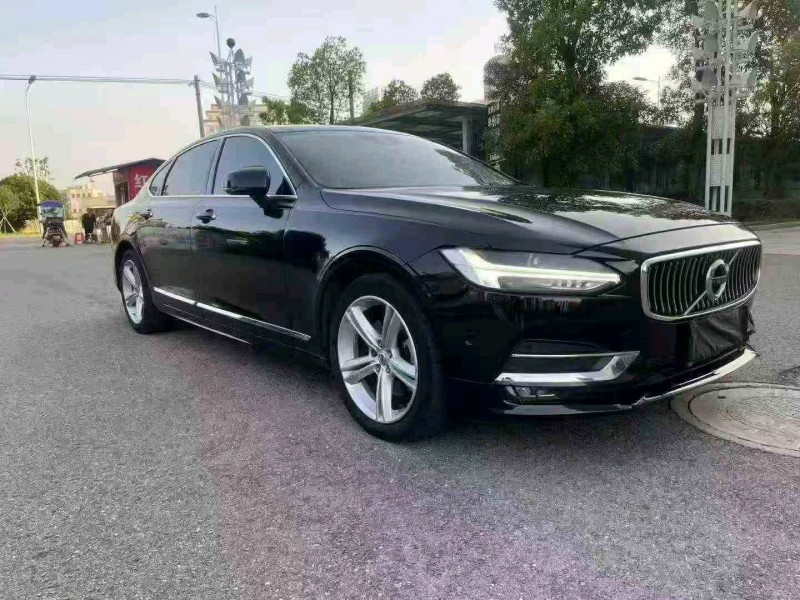 张家界19年沃尔沃S902