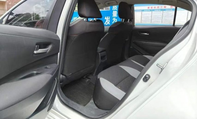 厦门23年丰田卡罗拉9