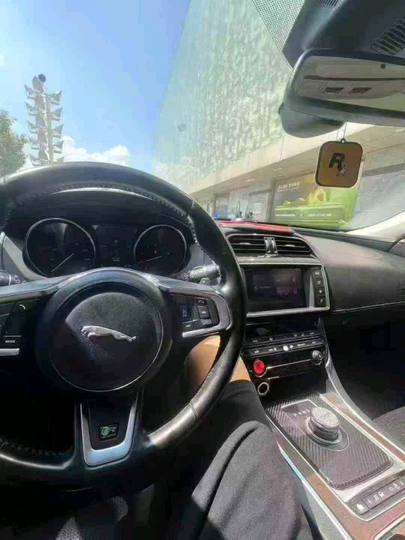 衡阳17年捷豹XE9