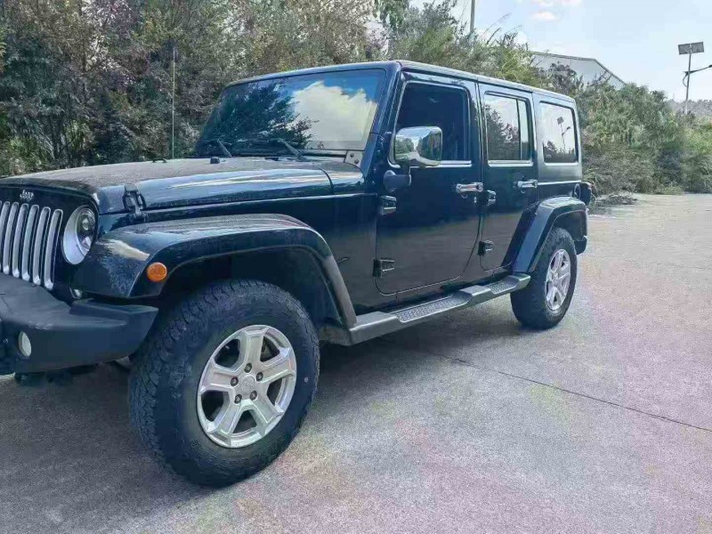 益阳16年Jeep牧马人3