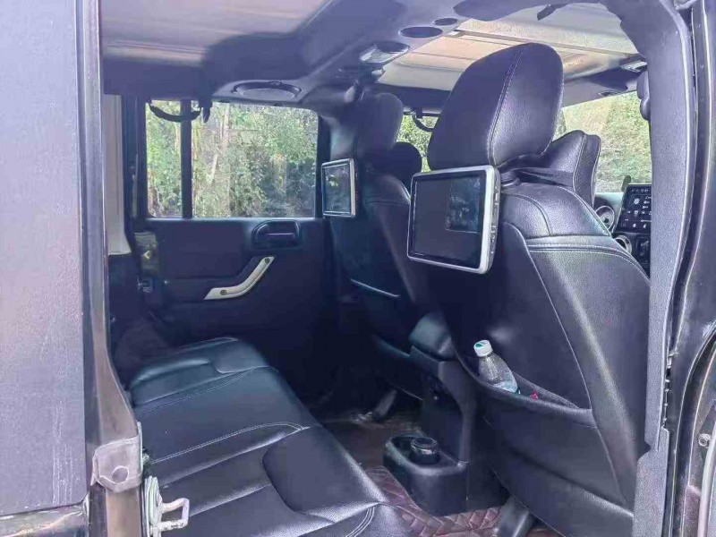 益阳16年Jeep牧马人6